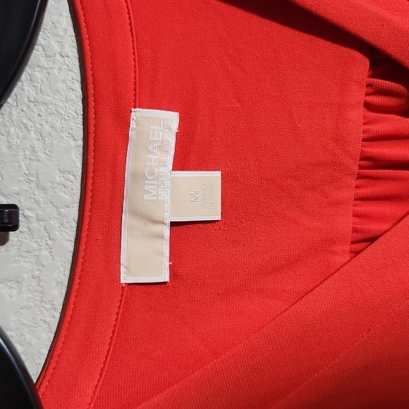 Michael Kors Womens Dress Size M Longsleeve Peachish Gold Midi Belt Tunix - Picture 3 of 10